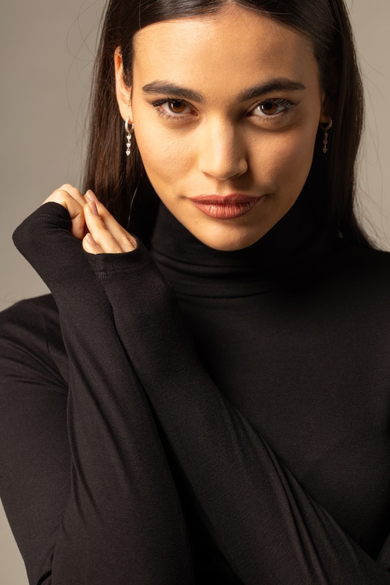 Majestic Filatures | T-shirt dolcevita slim in viscosa