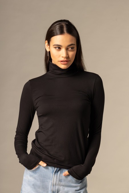 Majestic Filatures | T-shirt dolcevita slim in viscosa