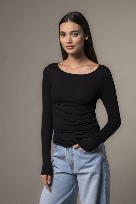 Majestic Filatures | T-shirt scollo a barchetta in viscosa