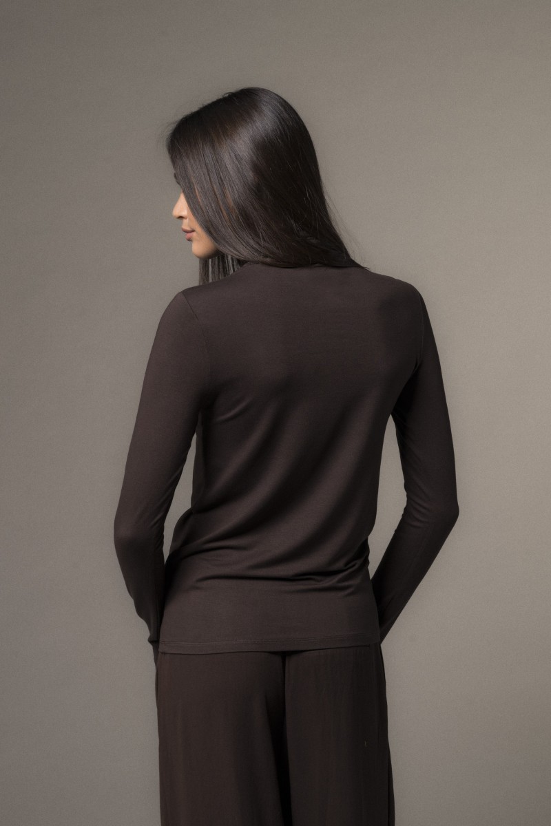 Majestic Filatures | T-shirt dolcevita slim in viscosa