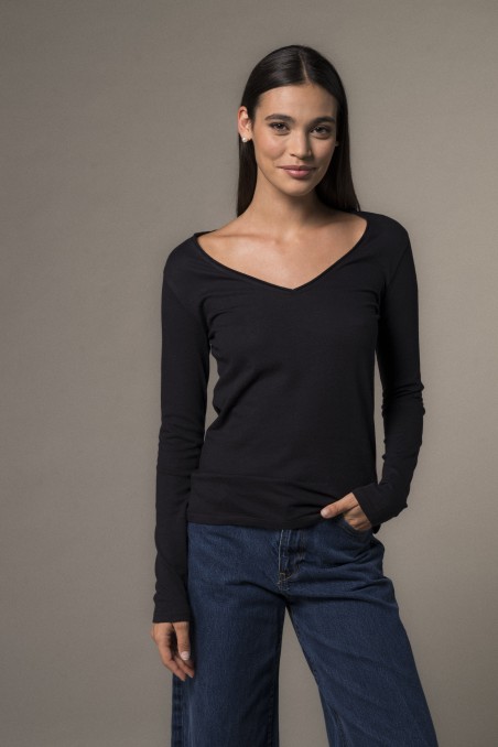 Majestic Filatures | T-shirt scollo a V maniche lunghe in cotone e cashmere