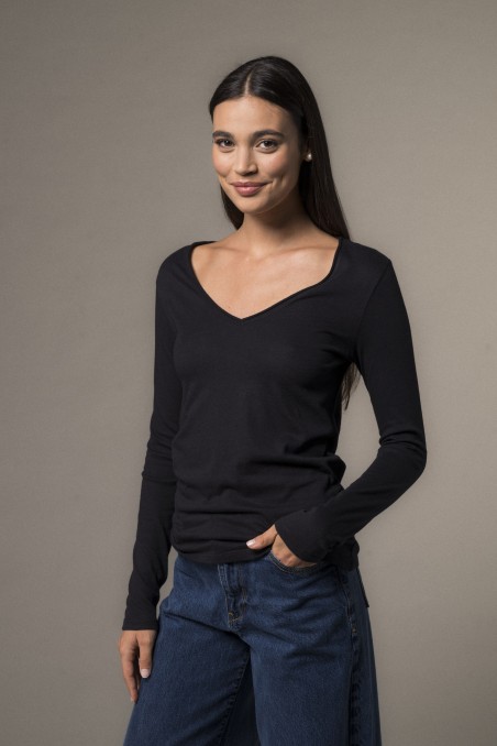 Majestic Filatures | T-shirt scollo a V maniche lunghe in cotone e cashmere