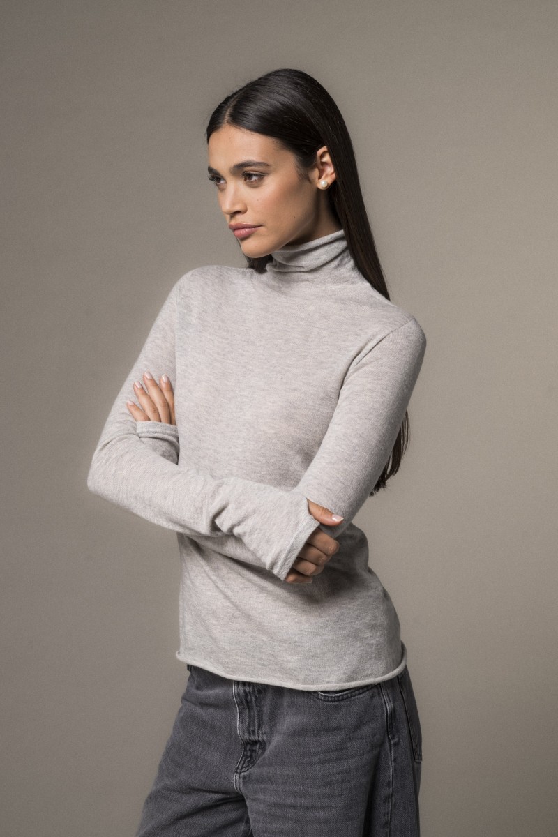 Majestic Filatures | T-shirt collo alto in 100% cashmere