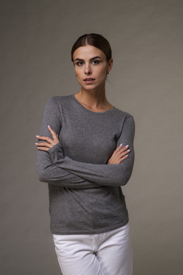 Majestic Filatures | T-shirt girocollo a maniche lunghe in cotone e cashmere nera 2