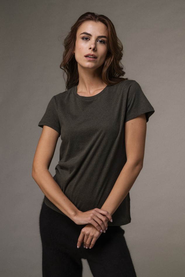 Majestic Filatures | T-shirt basica bianca in Cotone Deluxe 2