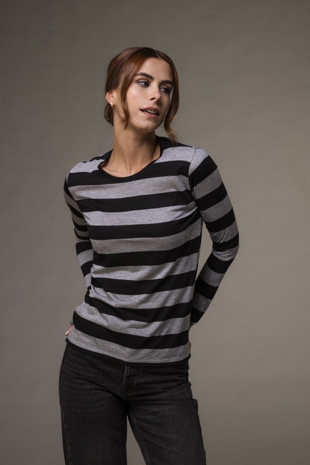 Majestic Filatures | T-shirt girocollo a righe in viscosa