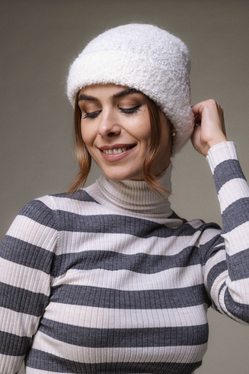 Majestic Filatures |Cappello invernale con risvolto in lana di alpaca bouclette