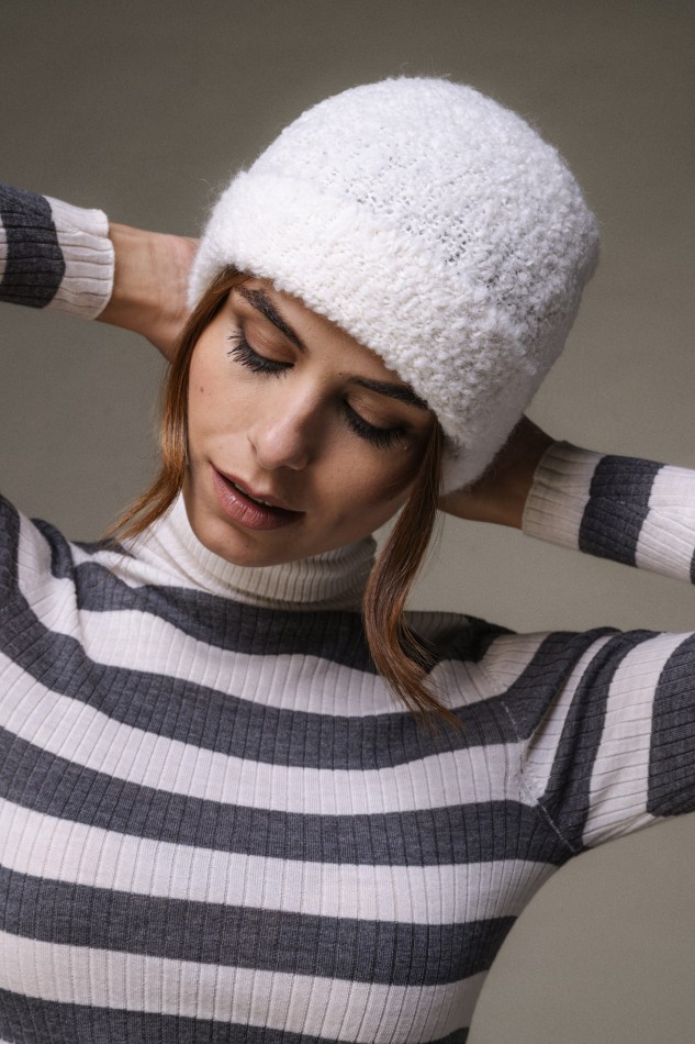 Majestic Filatures |Cappello invernale con risvolto in lana di alpaca bouclette