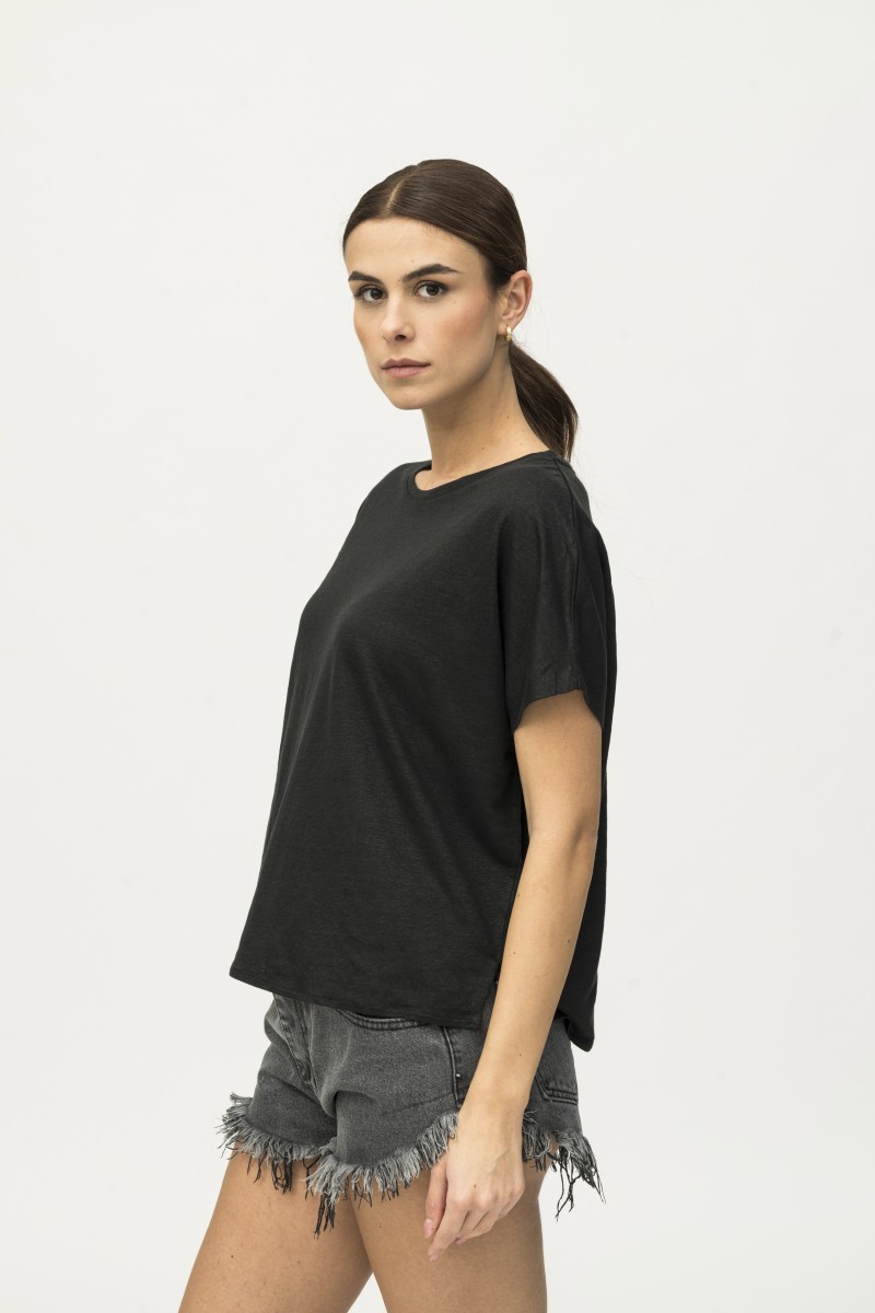 Majestic Filatures | T-Shirt over con scollo a barca e maniche corte