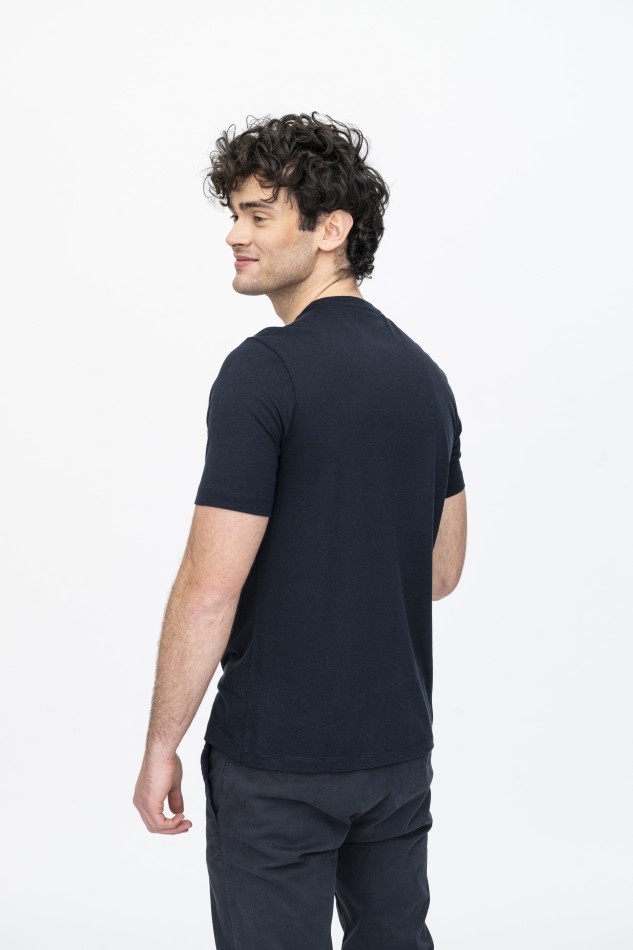 Majestic Filatures |T-shirt girocollo in Lyocell 2